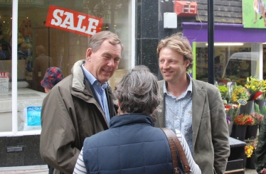 Tony Hogg (left) and Derek Thomas talk to shoppers in Causewayhead.